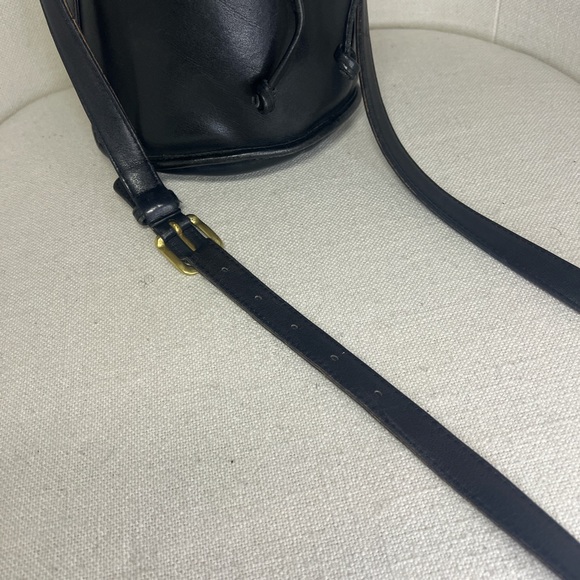 Vintage Coach  Black Leather Drawstring bucket  Bag - Picture 8 of 8